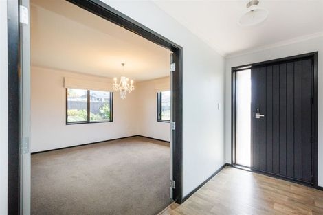 Photo of property in 25 Macdonald Heights, Feilding, 4702