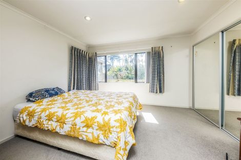 Photo of property in 21 Olive Crescent, Papatoetoe, Auckland, 2025