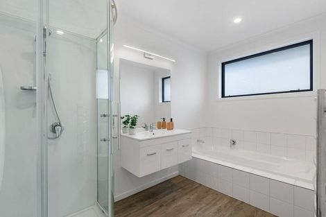 Photo of property in 35 Grandvista Drive, Green Island, Dunedin, 9018