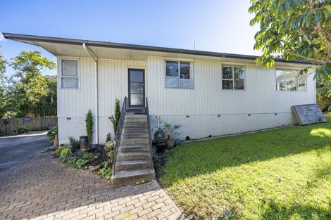 Photo of property in 13 Helleur Road, Massey, Auckland, 0614