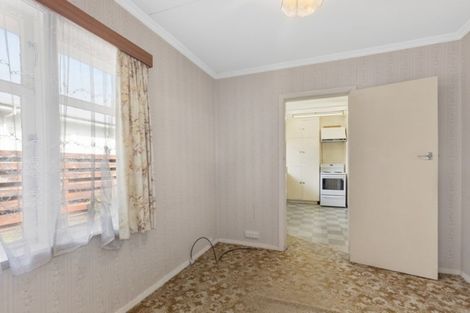 Photo of property in 28 Glen Road, Stokes Valley, Lower Hutt, 5019