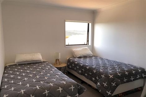 Photo of property in 29a Bay Street, Red Beach, 0932