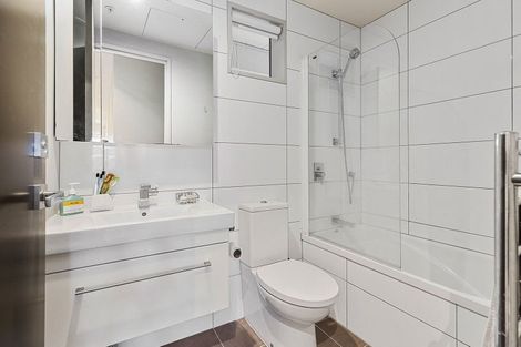 Photo of property in Revolucion Apartments, 401/28w Torrens Terrace, Mount Cook, Wellington, 6011