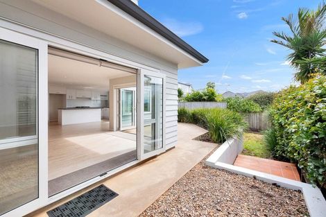 Photo of property in 42 St Marys Road, Saint Marys Bay, Auckland, 1011