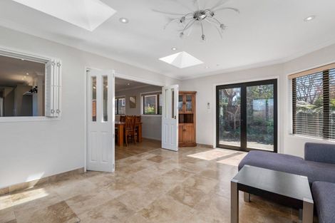 Photo of property in 87 Grand Vue Road, Kawaha Point, Rotorua, 3010