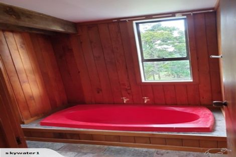 Photo of property in 175 Caton Road, Waitakere, Henderson, 0782