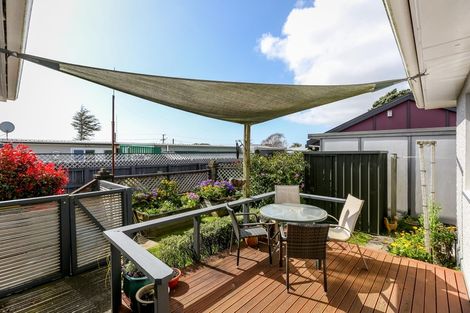 Photo of property in 153 Mangorei Road, Merrilands, New Plymouth, 4312