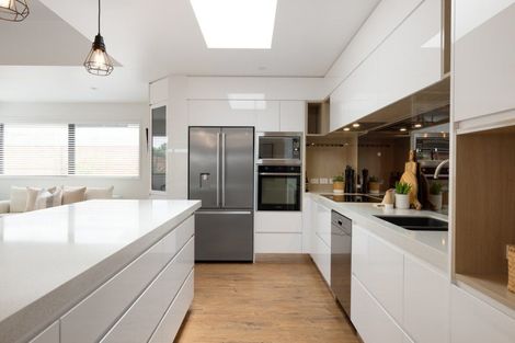 Photo of property in 33 Coast Boulevard, Papamoa Beach, Papamoa, 3118