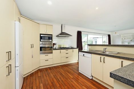 Photo of property in 15 Travis Street, Taradale, Napier, 4112