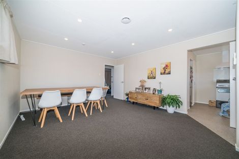 Photo of property in 706d Pioneer Highway, Takaro, Palmerston North, 4412