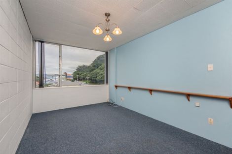 Photo of property in Beresford Apartments, 18/118 Russell Terrace, Berhampore, Wellington, 6023