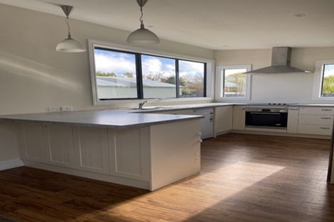 Photo of property in 9 South Terrace Road, Geraldine, 7930