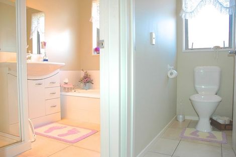 Photo of property in 24 Morris Road, Amberley, 7410