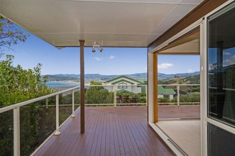 Photo of property in 101 Centennial Drive, Whitianga, 3510
