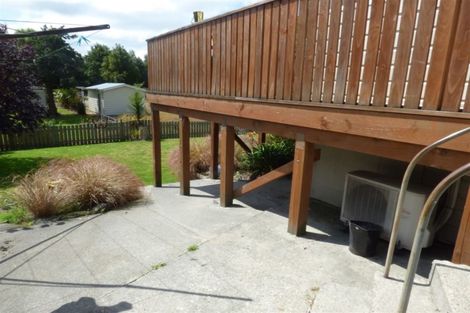 Photo of property in 1 Armstrong Street, Balclutha, 9230