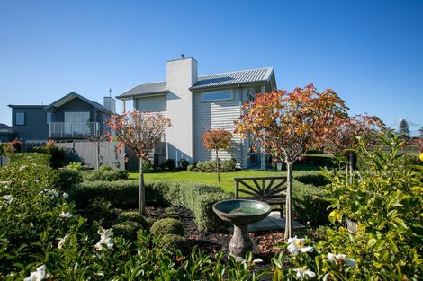 Photo of property in 46 Plescher Crescent, Leamington, Cambridge, 3432