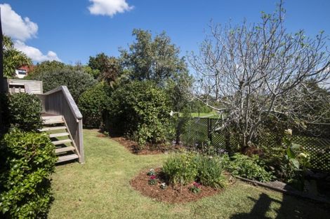 Photo of property in 2/123 Prince Regent Drive, Half Moon Bay, Auckland, 2012