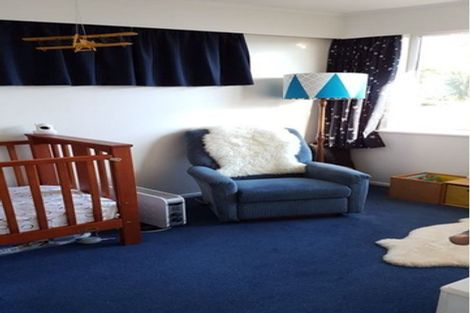 Photo of property in 23 Carluke Street, Paparangi, Wellington, 6037