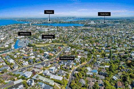 Photo of property in 1/19 Heathcote Road, Castor Bay, Auckland, 0620