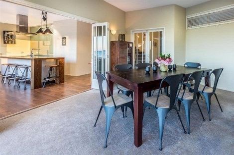 Photo of property in 20 Beechwood Road, Rothesay Bay, Auckland, 0630