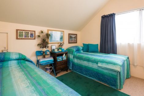 Photo of property in 8 Admiralty Place, Waikawa, Picton, 7220