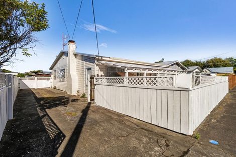 Photo of property in 13 Spier Street, Aramoho, Whanganui, 4500