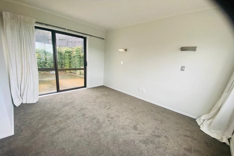 Photo of property in 27 Hale Crescent, Bayview, Auckland, 0629
