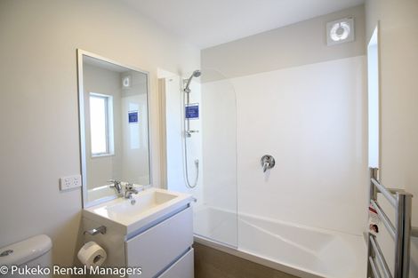 Photo of property in 10 Divide Loop, Takanini, 2112