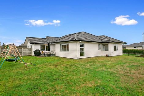 Photo of property in 24 Pengover Avenue, Leamington, Cambridge, 3432