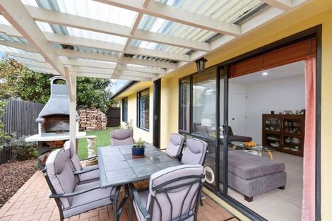 Photo of property in 4b Murfitt Place, Sockburn, Christchurch, 8042