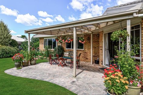 Photo of property in 14 Admiral Crescent, Flagstaff, Hamilton, 3210