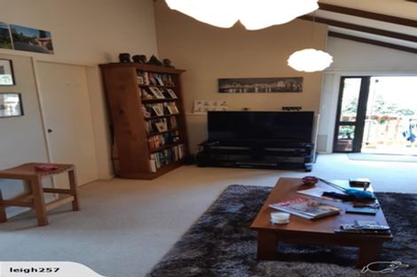 Photo of property in 1a Woodstock Terrace, Tawa, Wellington, 5028