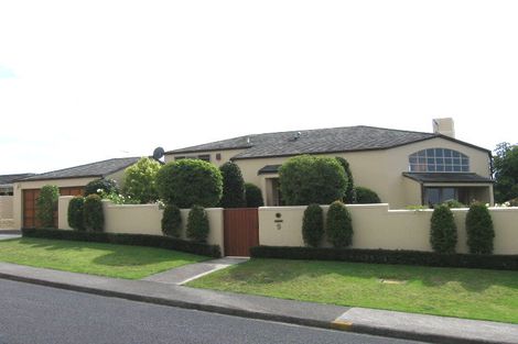 Photo of property in 9 Rahopara Street, Castor Bay, Auckland, 0620