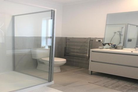 Photo of property in 11 Wallace Road, Hobsonville, Auckland, 0616