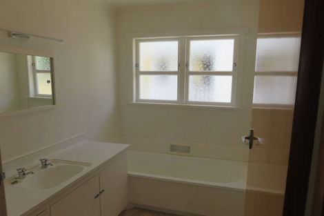 Photo of property in 1460 State Highway 50, Fernhill, Napier, 4183