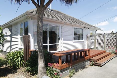 Photo of property in 45 Pitcairn Crescent, Bryndwr, Christchurch, 8053