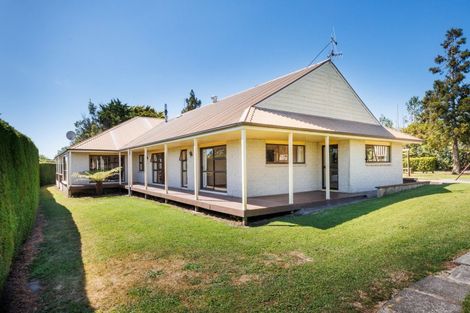 Photo of property in 124 Pahiatua Aokautere Road, Aokautere, Palmerston North, 4471