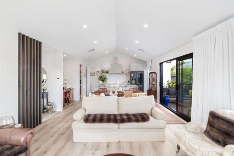 Photo of property in 28 Mcfaddens Road, St Albans, Christchurch, 8052