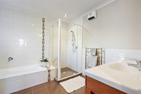 Photo of property in 3 Holiday Drive, Mairehau, Christchurch, 8052