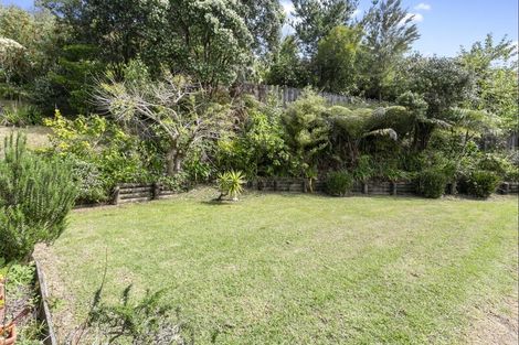 Photo of property in 2/110 Nigel Road, Browns Bay, Auckland, 0630