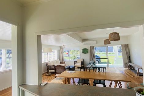 Photo of property in 184 Maunsell Road, Port Waikato, Tuakau, 2695