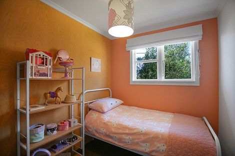 Photo of property in 50a Ahuriri Street, Strathmore Park, Wellington, 6022