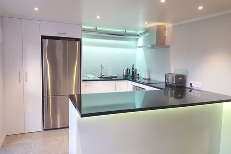 Photo of property in 66a Uxbridge Road, Mellons Bay, Auckland, 2014