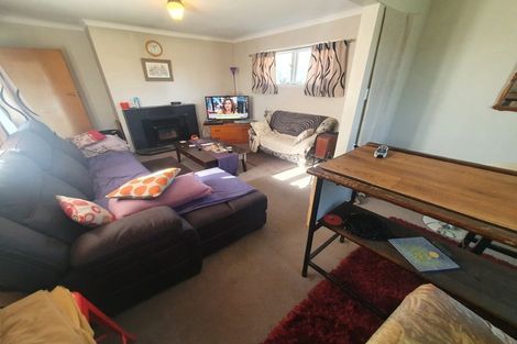 Photo of property in 32 Pembroke Street, Avondale, Christchurch, 8061