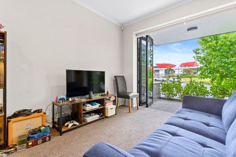 Photo of property in 1/7 Uku Lane, Hobsonville, Auckland, 0616