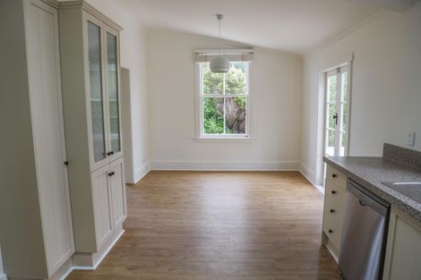 Photo of property in 204 Cape Rodney Road, Leigh, 0985