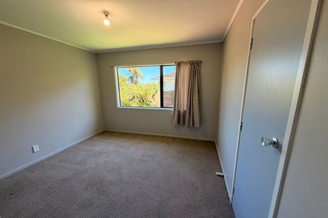 Photo of property in 8 Le Havre Place, Takanini, 2112