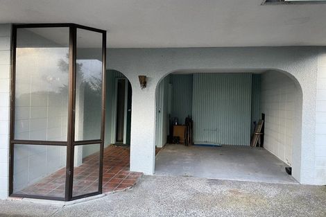 Photo of property in 1/64 Island Bay Road, Beach Haven, Auckland, 0626