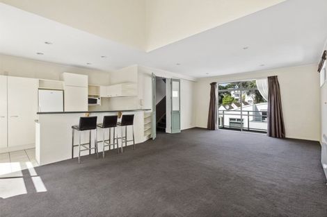 Photo of property in Fernhill Flats, 9/324 The Terrace, Te Aro, Wellington, 6011