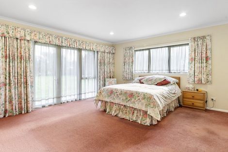 Photo of property in 137 Kent Street, Carterton, 5713